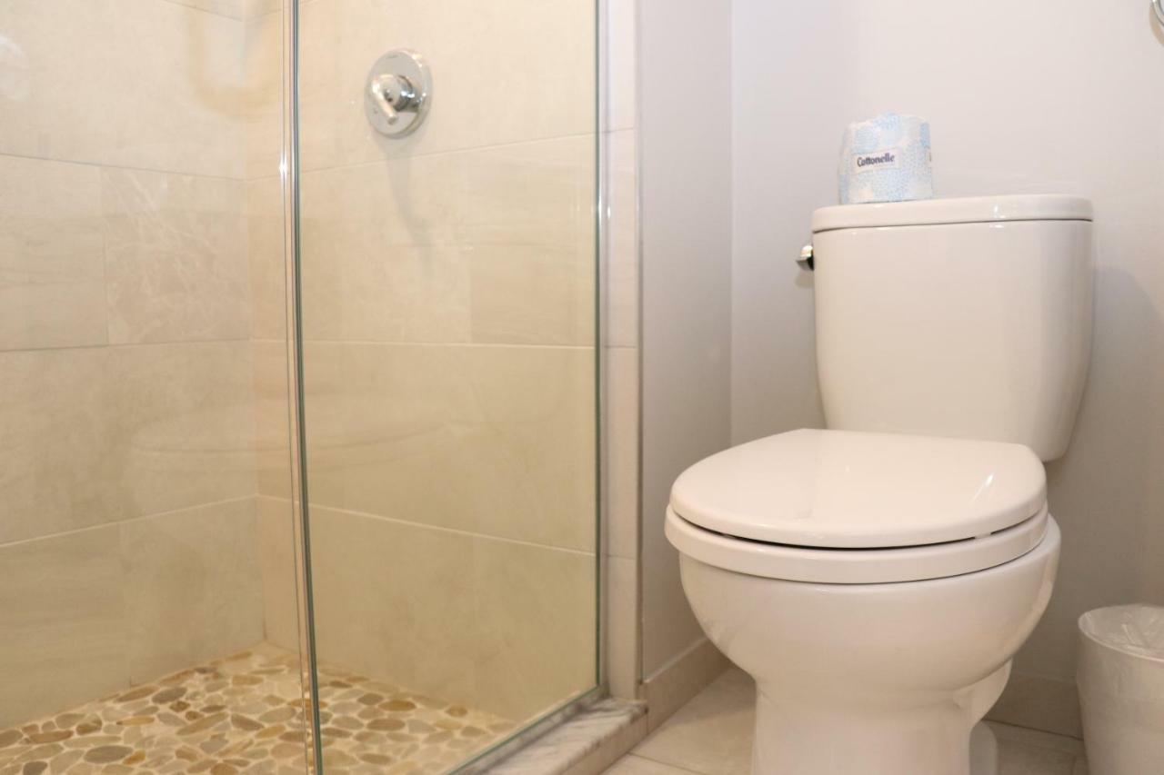 A Stylish Stay W/ A Queen Bed, Heated Floors.. #31 Бруклин Экстерьер фото